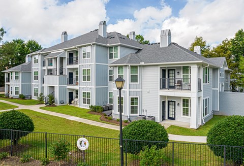Building Exterior at Blu on the Boulevard, Baton Rouge